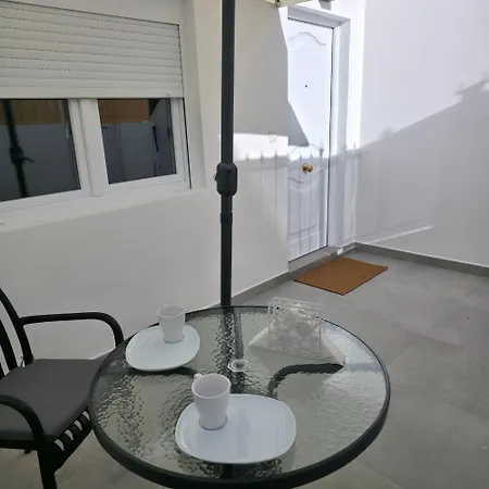 Modern With Sunny Terrace - Steps From The Apartment *