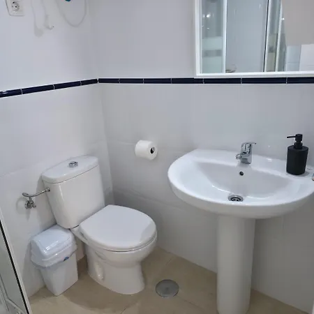 Apartment Modern With Sunny Terrace - Steps From The
